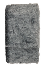 Load image into Gallery viewer, Alaskan Faux Fur Throw Premium Grey
