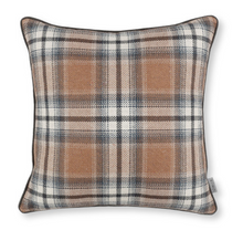 Load image into Gallery viewer, Elbury Cushion Romo
