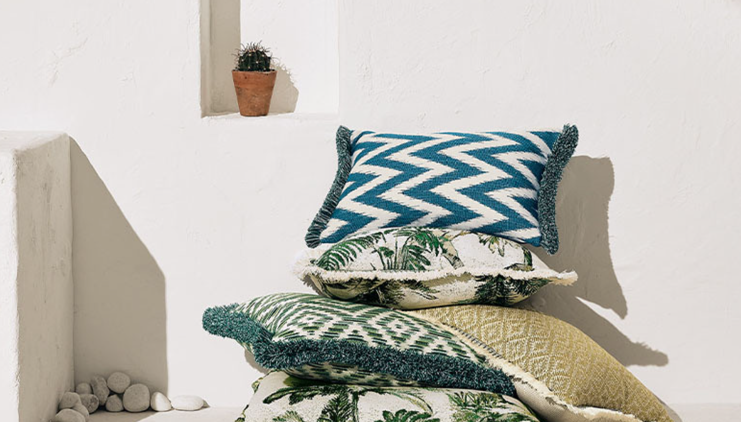 Kiso Outdoor Cushion Romo