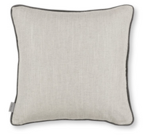 Load image into Gallery viewer, Odelia Cushion Romo
