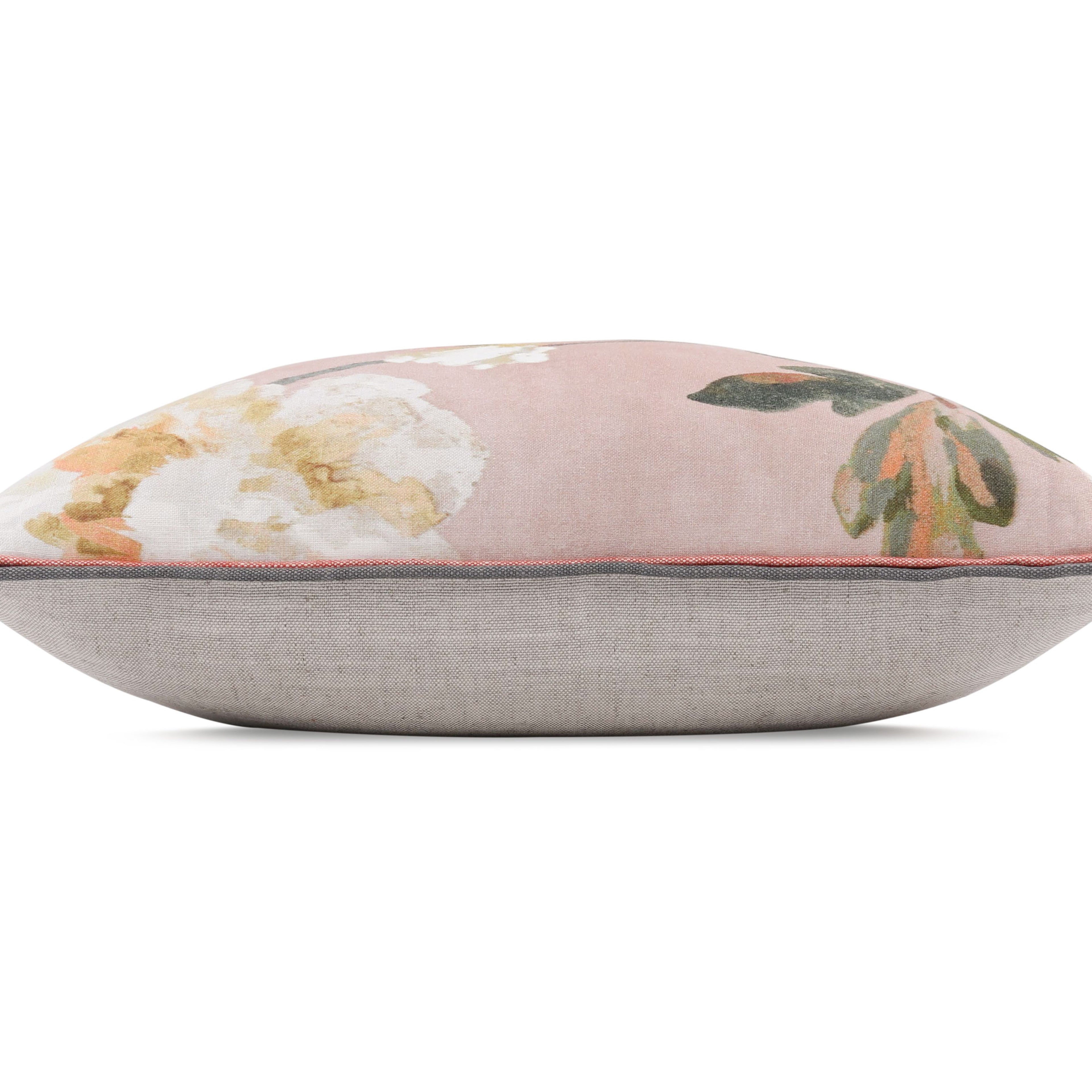 Odelia Cushion Romo