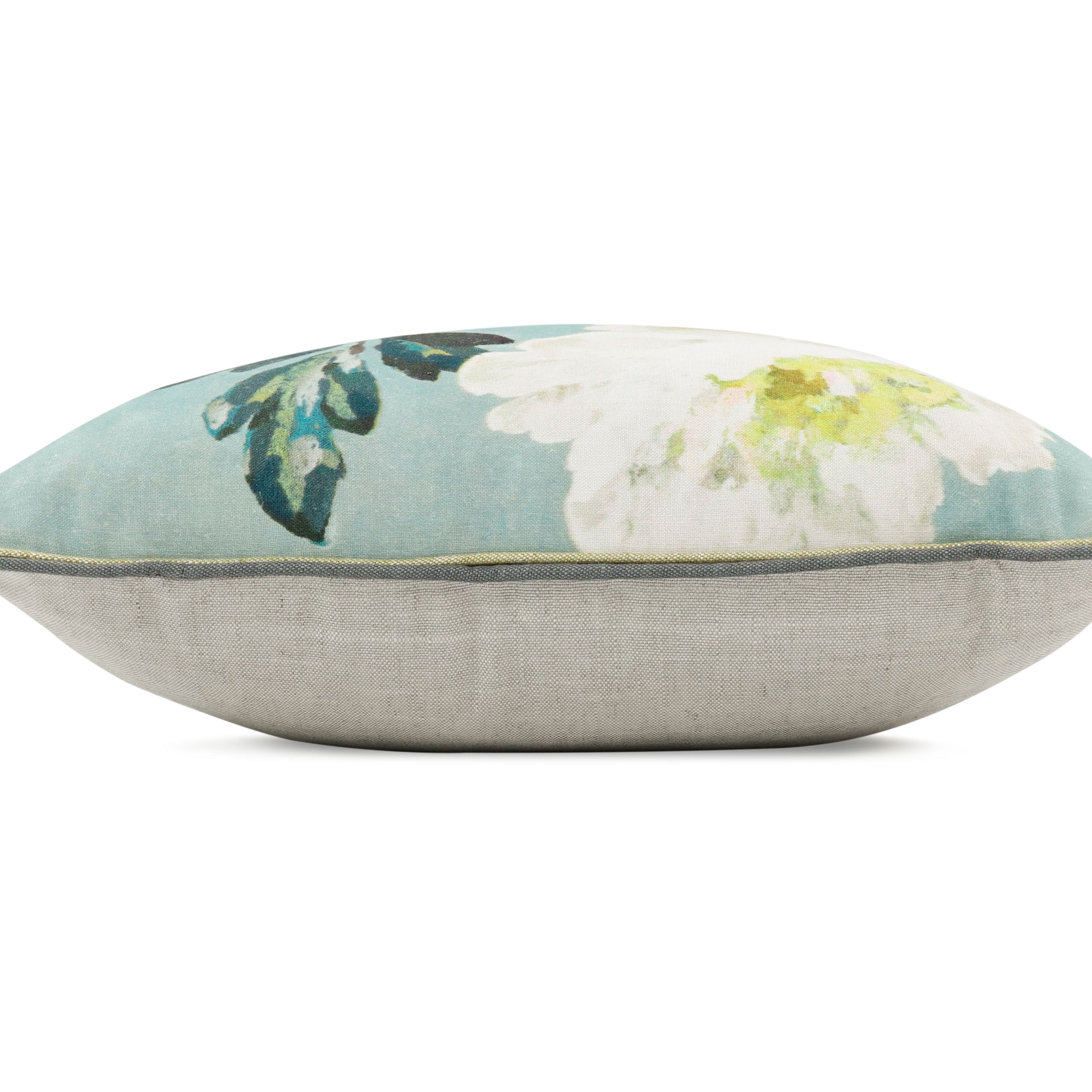 Odelia Cushion Romo