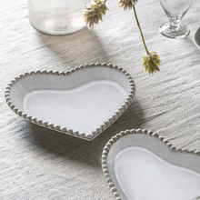 Load image into Gallery viewer, Beaded Heart Plate (3pk)
