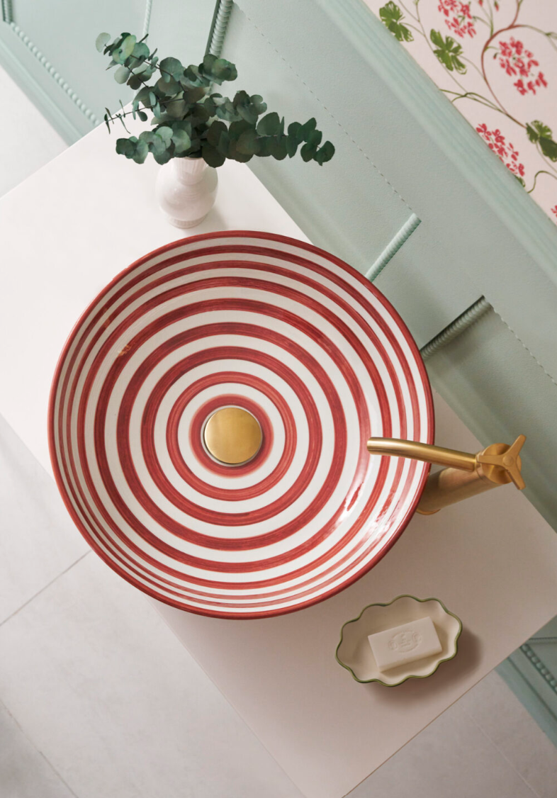 Margot – Terracotta Red basin