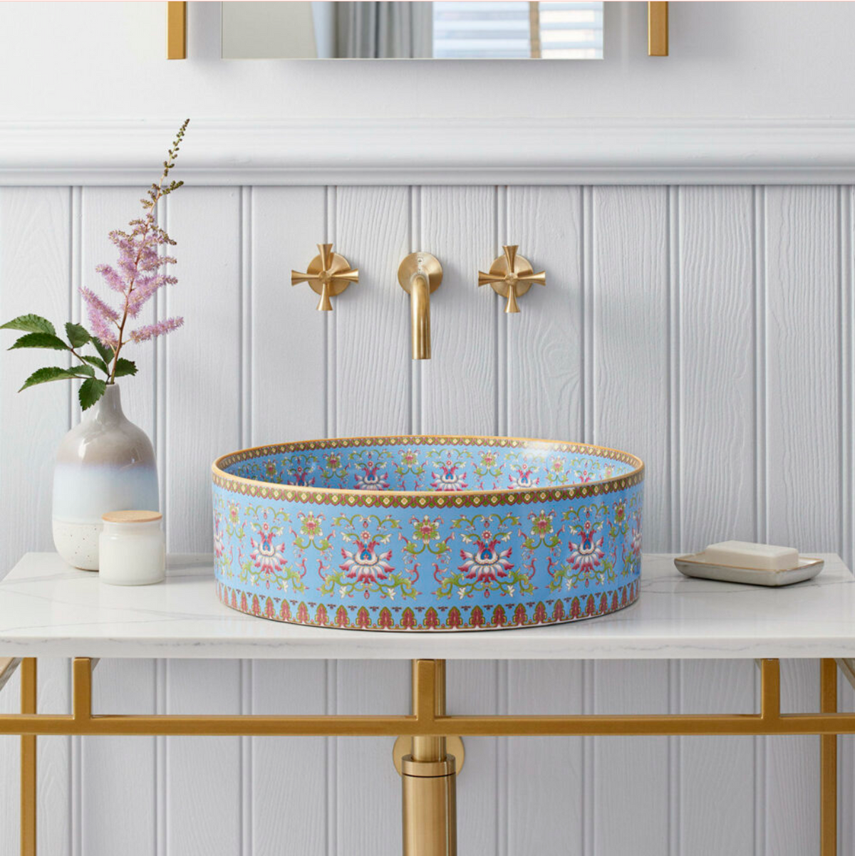 Marnie – Blue basin