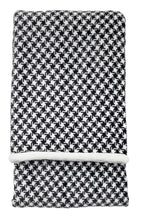 Load image into Gallery viewer, Dogtooth Sherpa Throw Black
