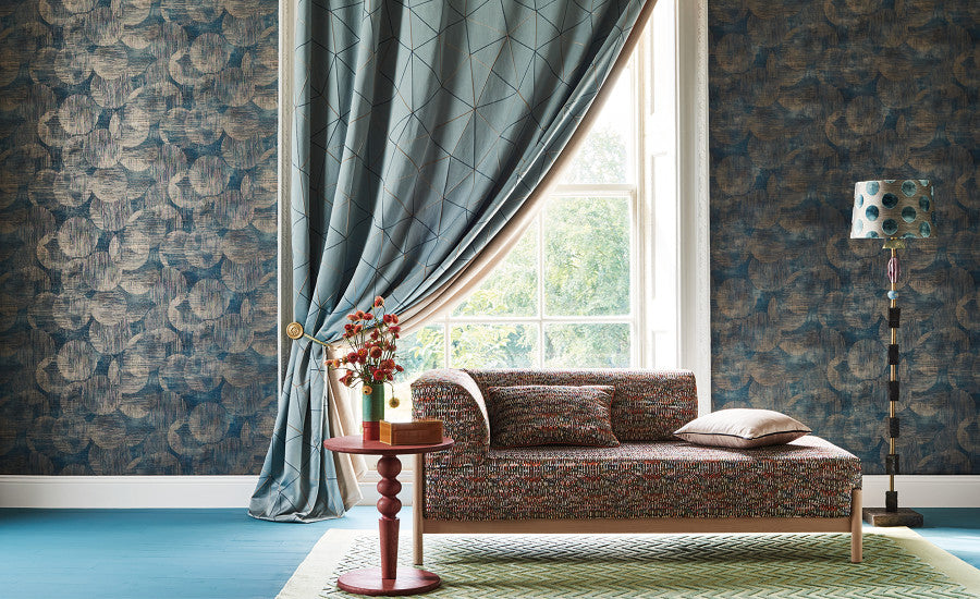 Tiano Cushion Jacquard Velvet Black Edition