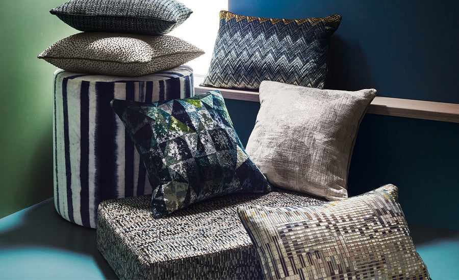 Aureli Cushion Opaline Jacquard Weave Black Edition