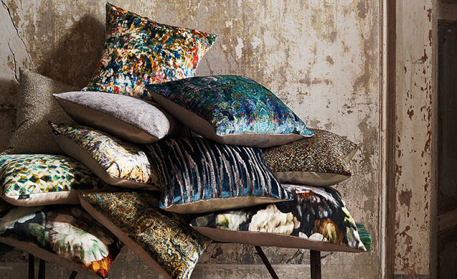 Zkara Cushion Teal Jacquard Velvet Black Edition