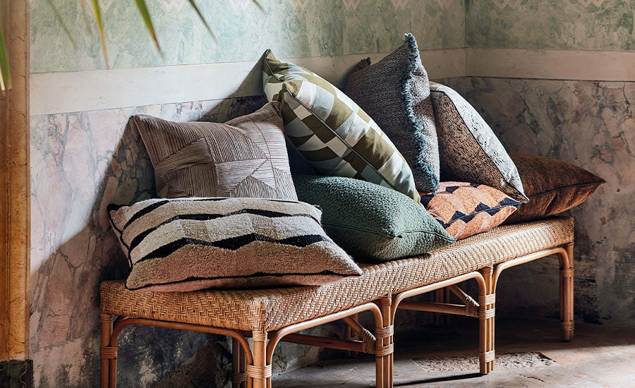 Arku Cushion Olive Jacquard Weave Black Edition