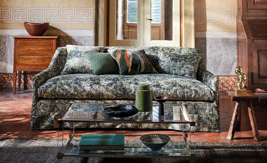 Makona Cushion Kaitoke Velvet Black Edition
