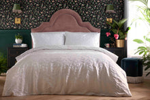 Load image into Gallery viewer, Wedgwood Wild Strawberry Duvet Set
